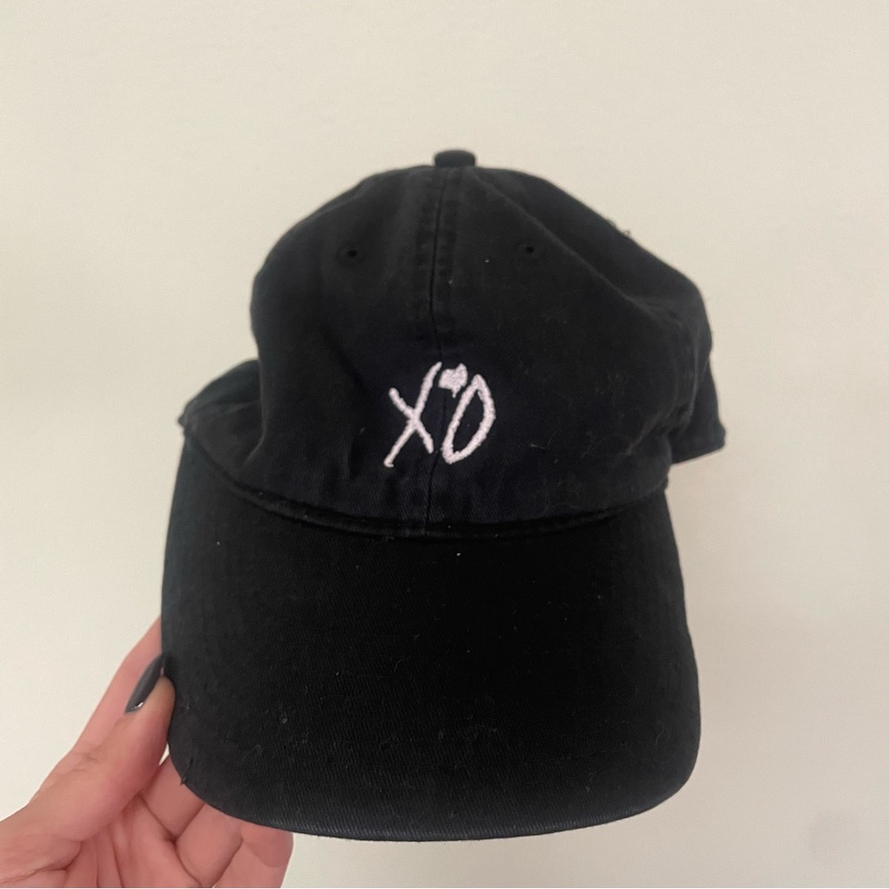 XO The Weeknd hat
